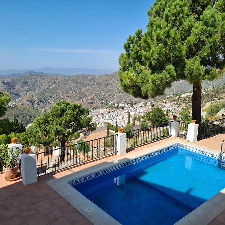 Lovely 2 Bed Apartment With Stunning Views & Pool Cómpeta Extérieur photo