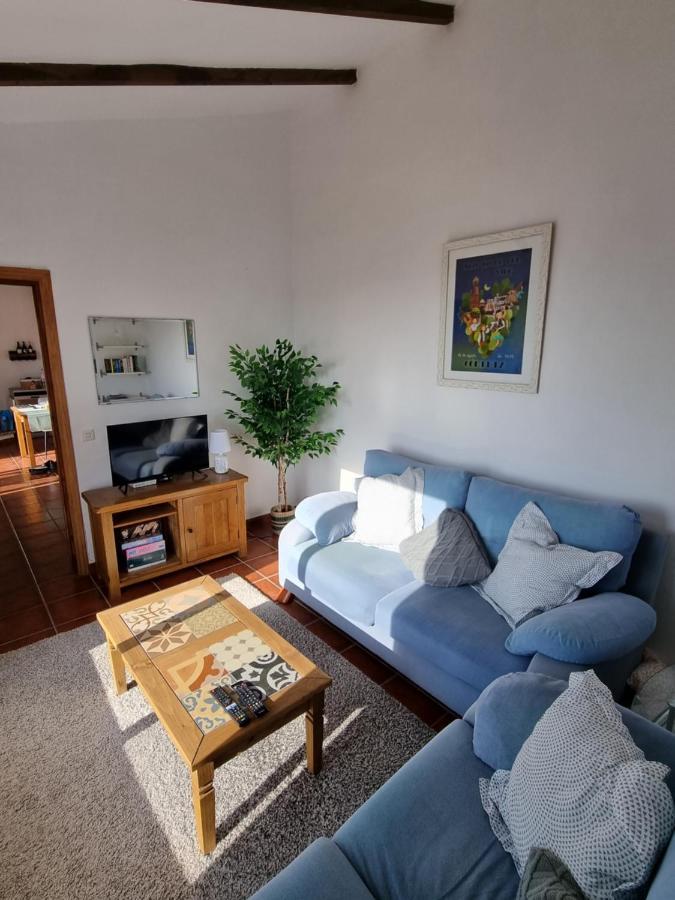 Lovely 2 Bed Apartment With Stunning Views & Pool Cómpeta Extérieur photo