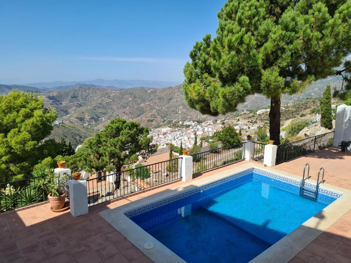 Lovely 2 Bed Apartment With Stunning Views & Pool Cómpeta Extérieur photo